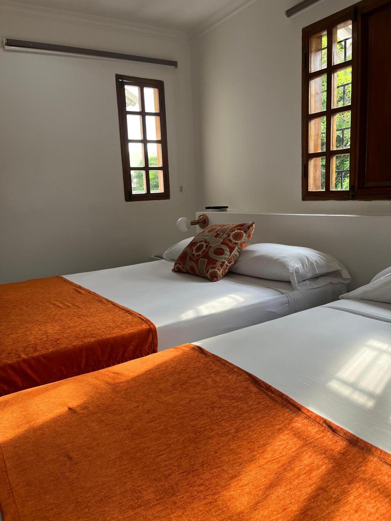 La 10B Hostel Cartagena Ngoại thất bức ảnh